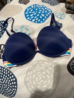 PINK Victoria's Secret Navy Push-Up Bra with Rainbow Band